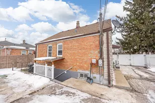 4646 River Rd, Schiller Park, IL 60176 - Photo 29