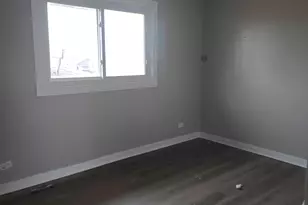 18009 Ravisloe Terrace, Country Club Hills, IL 60478 - Photo 5