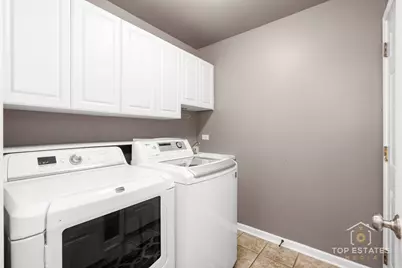 2303 Fox Bluff Lane, Spring Grove, IL 60081 - Photo 23