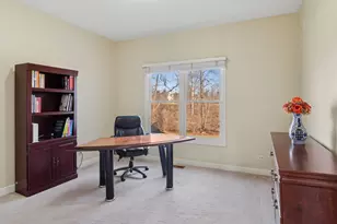 2667 Charter Oak Dr, Aurora, IL 60502 - Photo 13