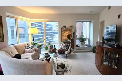 57 E Delaware Place #1304, Chicago, IL 60611 - Photo 3