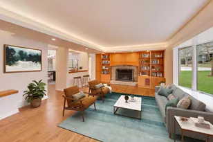 28 Muirwood Dr, Glen Ellyn, IL 60137 - Photo 5