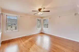 28 Muirwood Dr, Glen Ellyn, IL 60137 - Photo 27