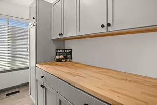 614 Buckboard Rd, Bolingbrook, IL 60490 - Photo 19