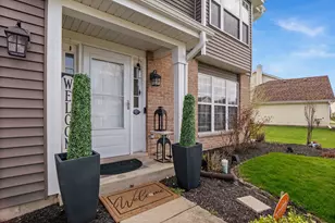 614 Buckboard Rd, Bolingbrook, IL 60490 - Photo 3