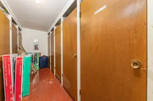 7525 Nantucket Dr, Darien, IL 60561 - Photo 21