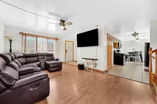 17417 Kedzie Ave, Hazel Crest, IL 60429 - Photo 3