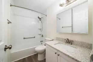 0N024 Ambleside Dr, Winfield, IL 60190 - Photo 13