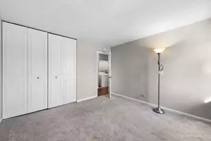 6207 Kit Carson Dr, Hanover Park, IL 60133 - Photo 15