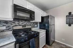 6207 Kit Carson Dr, Hanover Park, IL 60133 - Photo 9