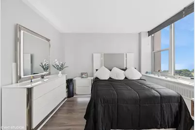 4250 N Marine Drive #1925, Chicago, IL 60613 - Photo 9