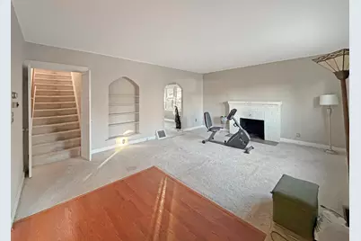 1614 S Carroll Avenue, Freeport, IL 61032 - Photo 5