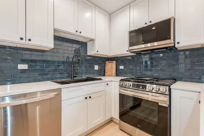 1535 W Estes Avenue #G, Chicago, IL 60626 - Photo 11