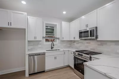 5749 S Bishop Street, Chicago, IL 60636 - Photo 7