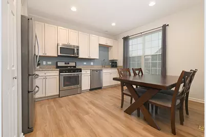 470 Town Center Boulevard, Gilberts, IL 60136 - Photo 5