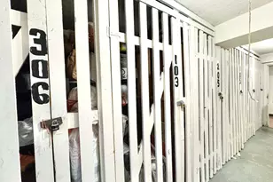 5200 Galitz St, Skokie, IL 60077 - Photo 23