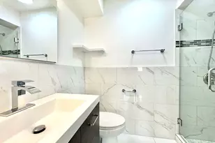 5200 Galitz St, Skokie, IL 60077 - Photo 19