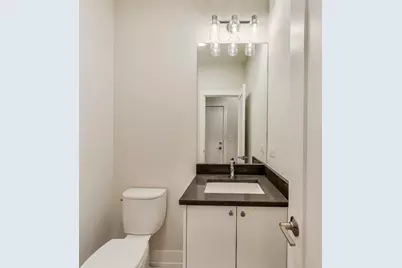 3339 N Ridgeway Avenue #1S, Chicago, IL 60618 - Photo 9