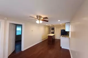 8602 S Houston Ave, Chicago, IL 60617 - Photo 5