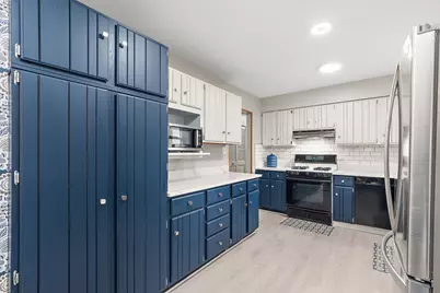 14405 Greenland Avenue, Orland Park, IL 60462 - Photo 9