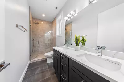 2150 W Foster Avenue #2, Chicago, IL 60625 - Photo 19