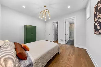 2150 W Foster Avenue #2, Chicago, IL 60625 - Photo 17