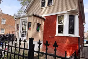 1041 N Ridgeway Ave, Chicago, IL 60651 - Photo 1