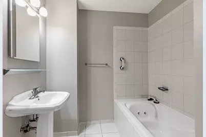 5726 N Kenmore Avenue #GS, Chicago, IL 60660 - Photo 7
