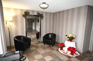 1S045 Spring Rd, Oakbrook Terrace, IL 60181 - Photo 7