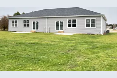 517 Cobblestone Circle, Harvard, IL 60033 - Photo 19