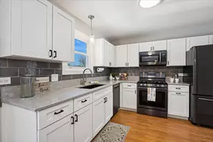 1405 Regency Ln, Lake Villa, IL 60046 - Photo 7