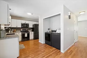 1405 Regency Ln, Lake Villa, IL 60046 - Photo 9