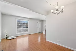 1405 Regency Ln, Lake Villa, IL 60046 - Photo 3