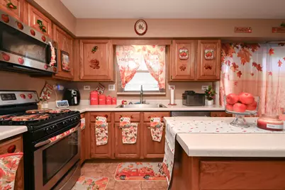 3805 Bertrand Lane, Beach Park, IL 60099 - Photo 13