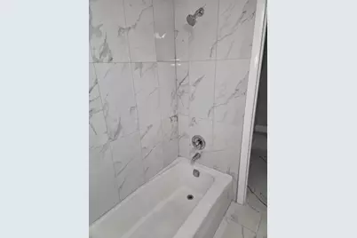 1808 Fayette Walk Avenue #H, Hoffman Estates, IL 60194 - Photo 9