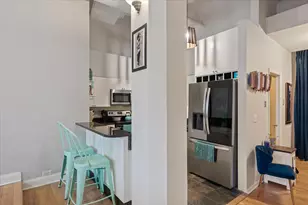 3323 N Paulina Ave, Chicago, IL 60657 - Photo 11