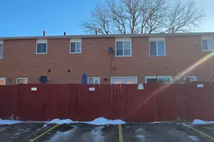 1358 Monomoy St, Aurora, IL 60506 - Photo 3