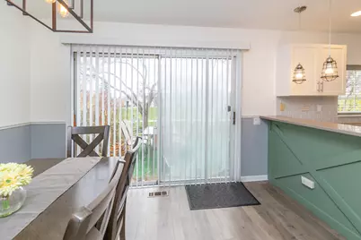 23 Carey Lane, Streamwood, IL 60107 - Photo 9