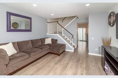 23 Carey Lane, Streamwood, IL 60107 - Photo 5