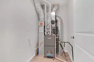 668 Switchgrass Wy, Bolingbrook, IL 60490 - Photo 19