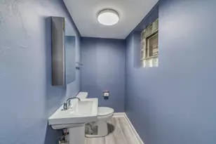 121 S Addison Rd, Wood Dale, IL 60191 - Photo 23