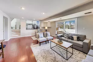 2002 N Eastwood Dr, Arlington Heights, IL 60004 - Photo 13