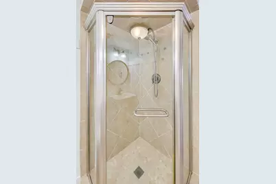 2002 N Eastwood Drive, Arlington Heights, IL 60004 - Photo 15