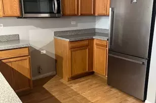 309 Springbrook Trail S, Oswego, IL 60543 - Photo 3