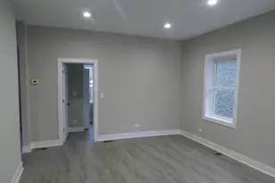 8427 S Green St, Chicago, IL 60620 - Photo 5