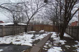 8427 S Green St, Chicago, IL 60620 - Photo 3