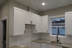 8427 S Green St, Chicago, IL 60620 - Photo 15