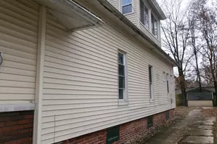 608 N Wasson St, Streator, IL 61364 - Photo 11