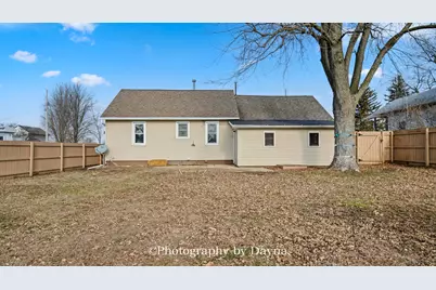317 N Thomas Street, Martinton, IL 60951 - Photo 17