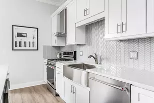 7652 Madison St, Forest Park, IL 60130 - Photo 3